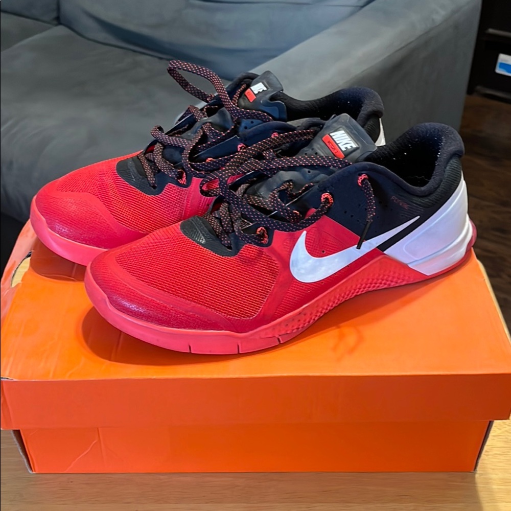 Nike Metcon 2 “University Red”
